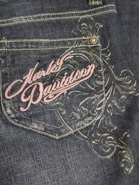Harley Davidson Women’s Size 8 Dark Wash Bootcut Jeans Pink Embroidered Graphic